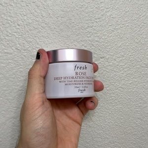 Fresh Rose Deep Hydration Face Cream